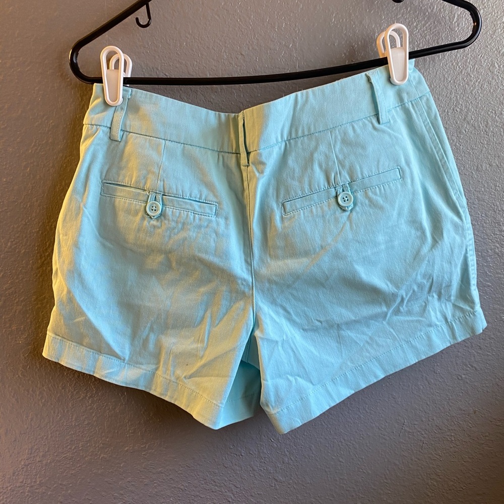 Shorts - Picture 3 of 3